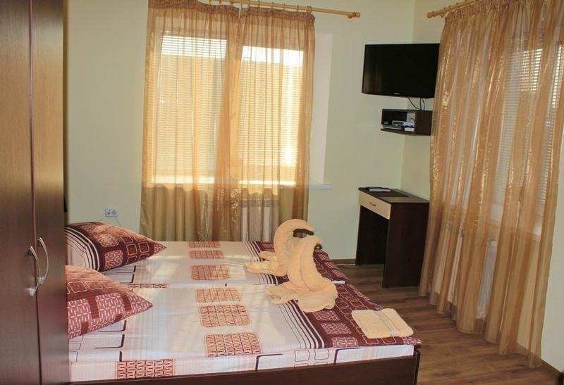 Hotel Falvarak Braslaw Ngoại thất bức ảnh